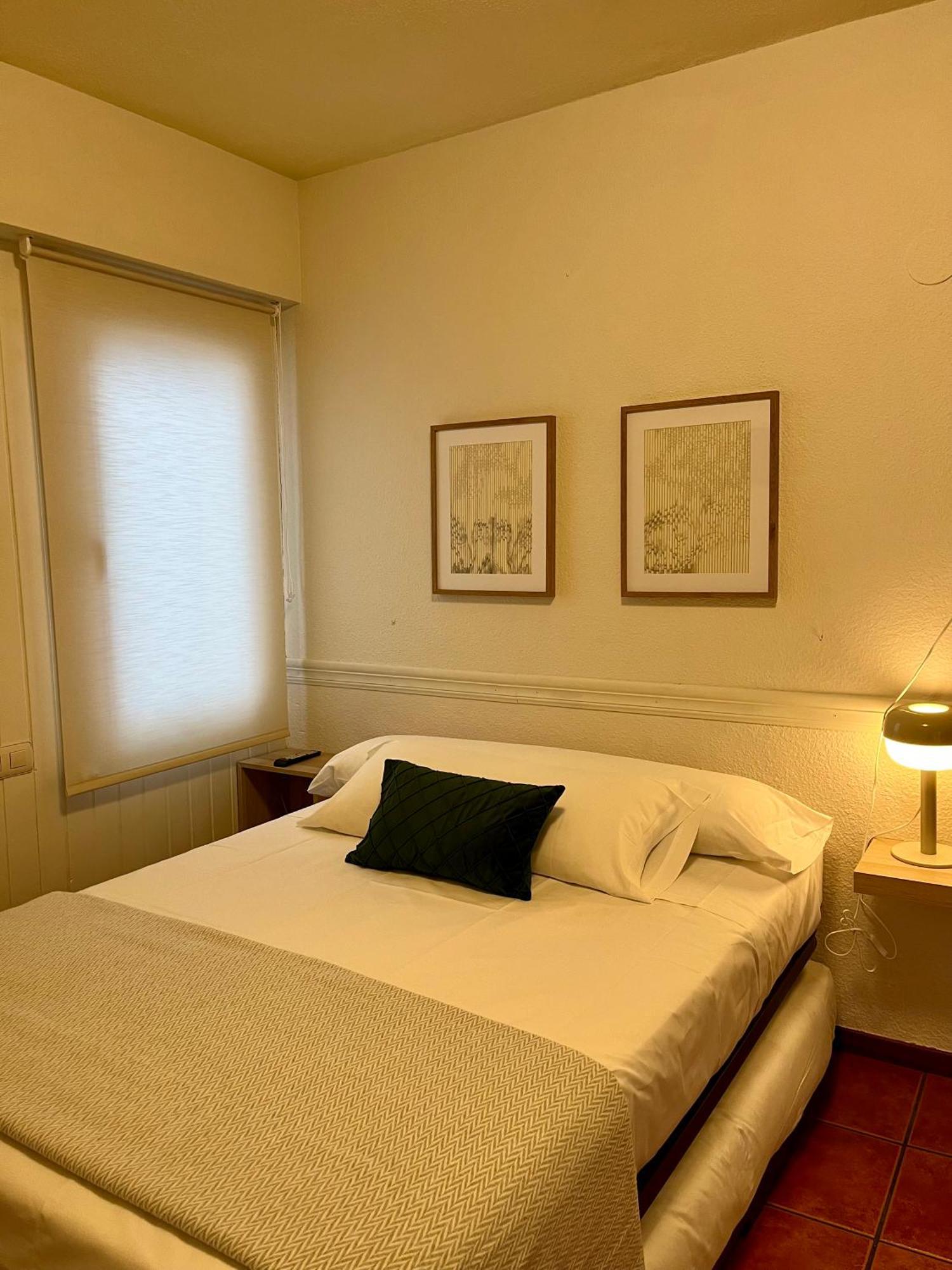 Apartamentos Ubaga Ezcaray Bagian luar foto