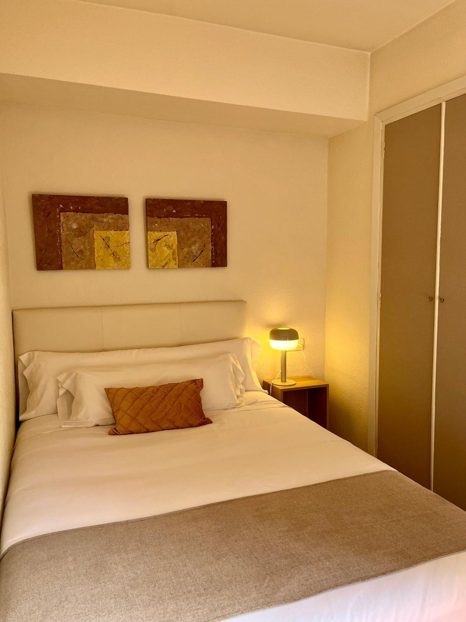 Apartamentos Ubaga Ezcaray Bagian luar foto
